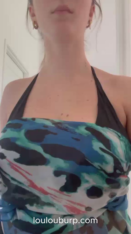 Long burps in swimsuit 4-30 min